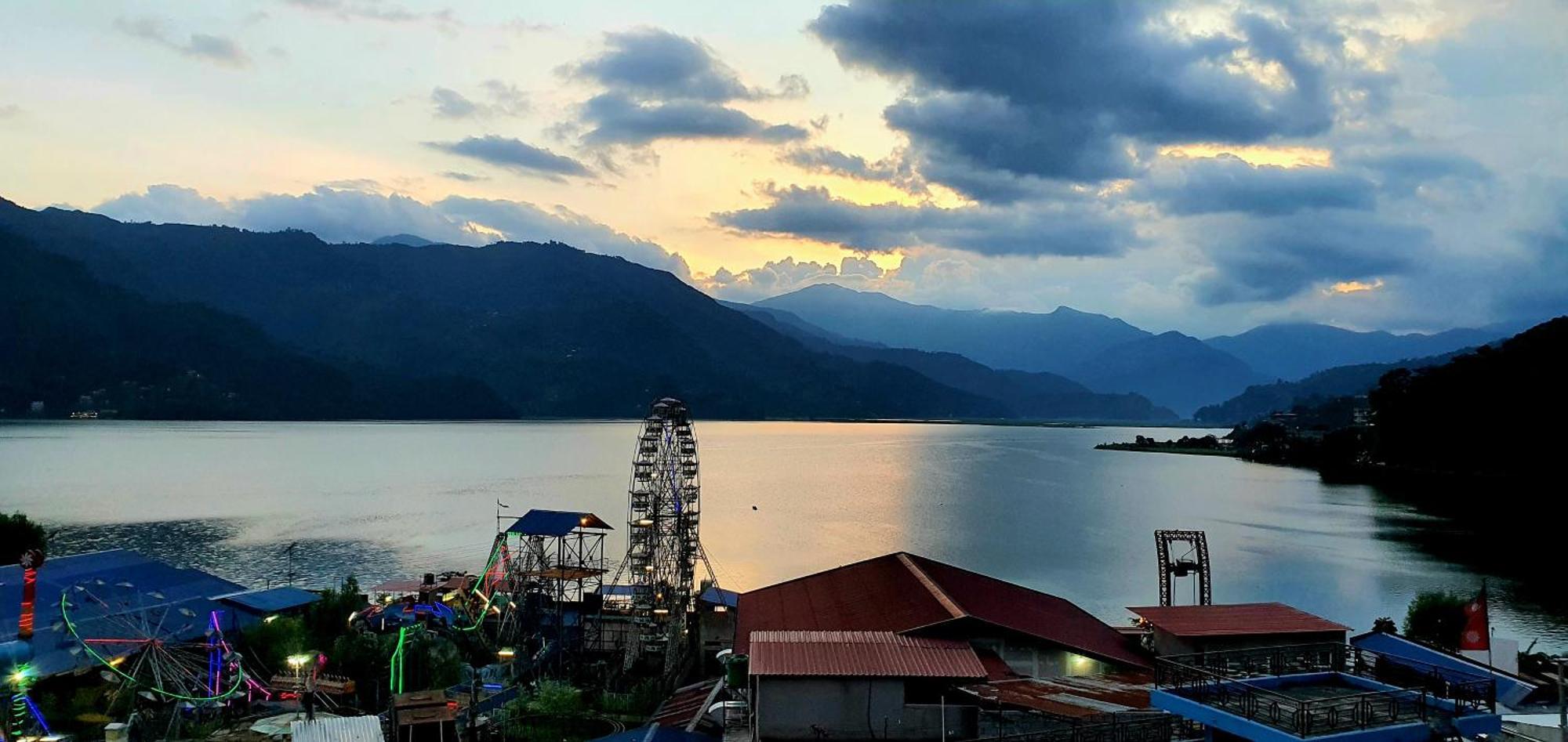 Hotel Kunja Pokhara Luaran gambar