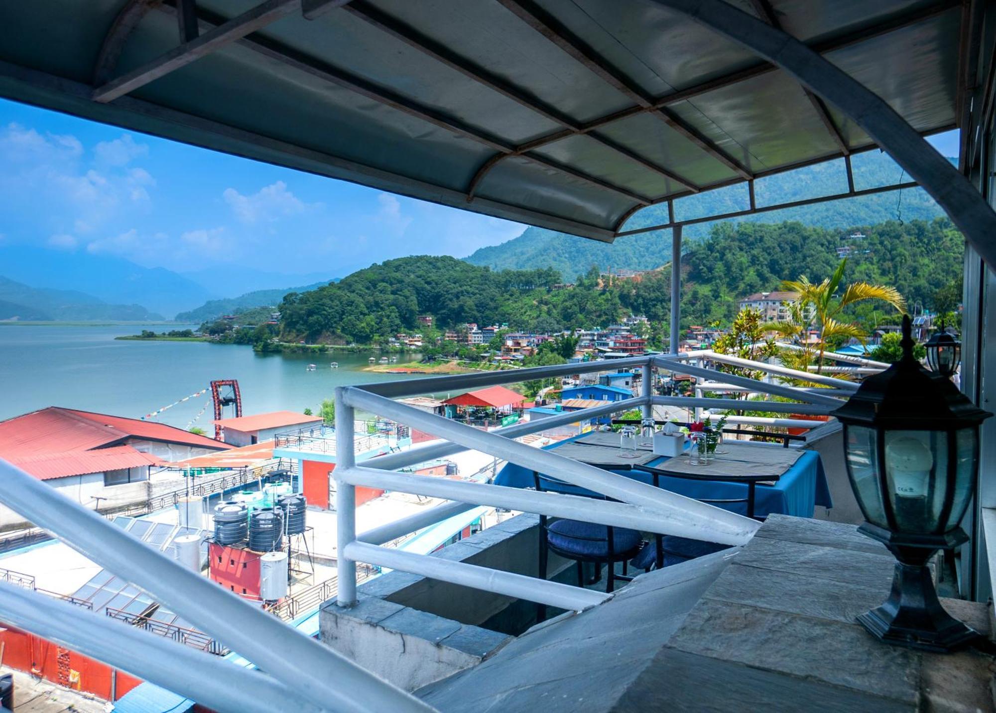 Hotel Kunja Pokhara Luaran gambar