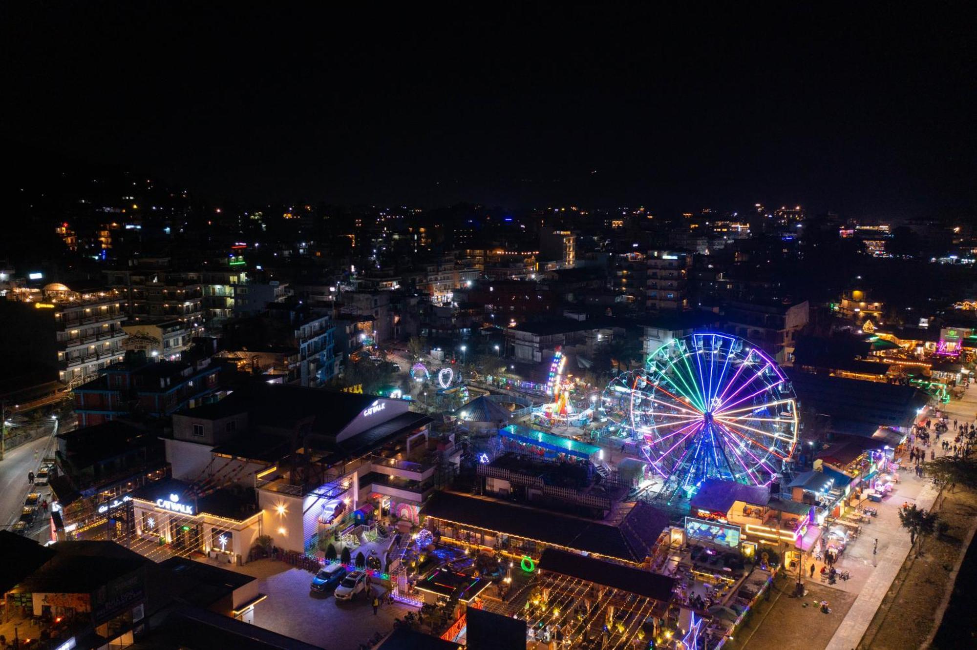 Hotel Kunja Pokhara Luaran gambar