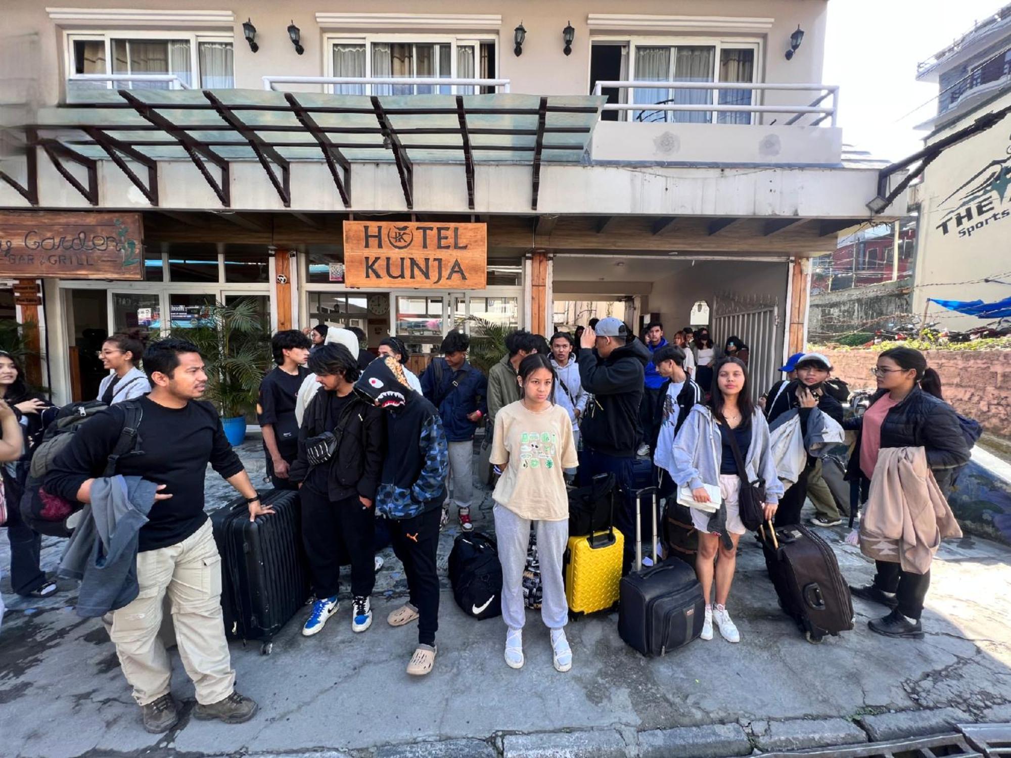 Hotel Kunja Pokhara Luaran gambar