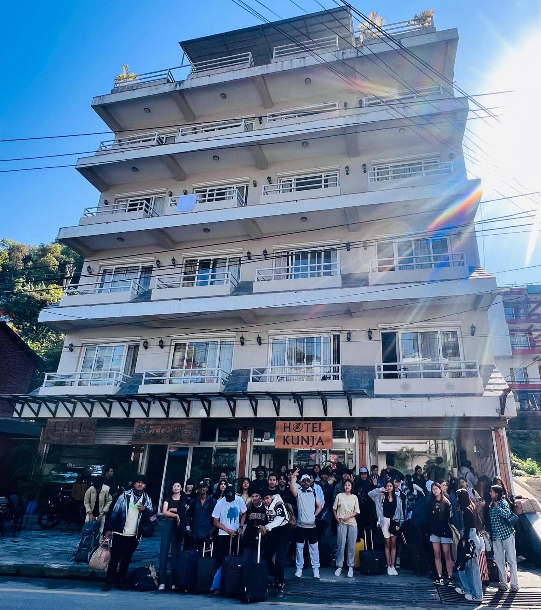 Hotel Kunja Pokhara Luaran gambar